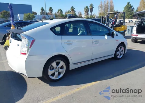 2011 Toyota Prius Five z USA, uszkodzony, nr VIN JTDKN3DU6B1386106